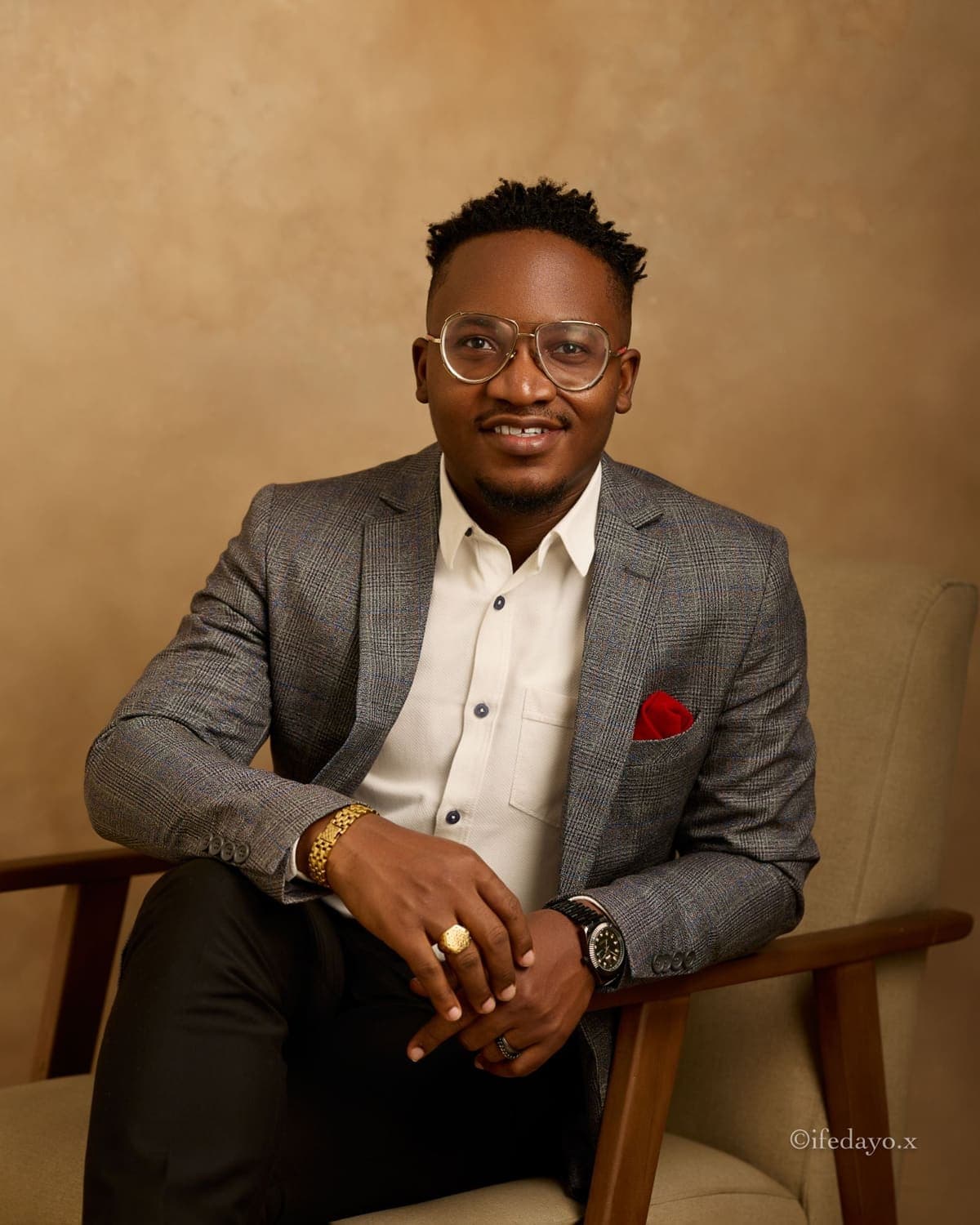 Portrait of Tola Oladiji